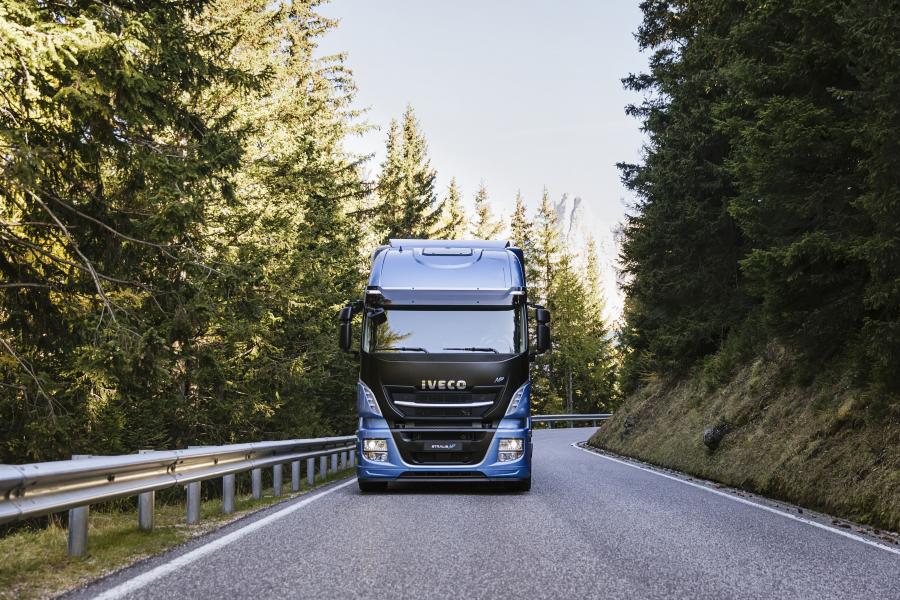  Iveco Stralis 460NP 4x2 2017 года  (фото 37 из 40)